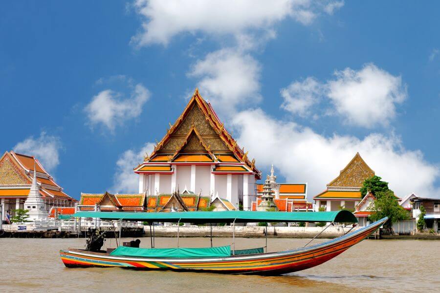 Khlong Longtail boat on Chao Phraya River, Bangkok