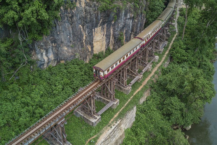 thailand kanchanaburi death railway