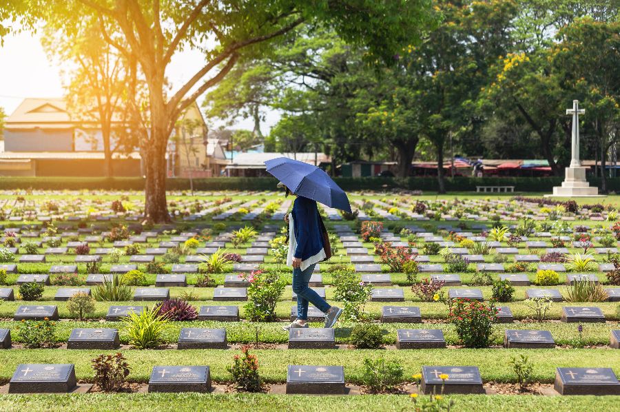 thailand kanchanaburi war cemetery 1